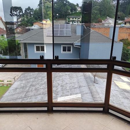 Appartement Apartamento Ensolarado No Centro De Gramado Extérieur photo